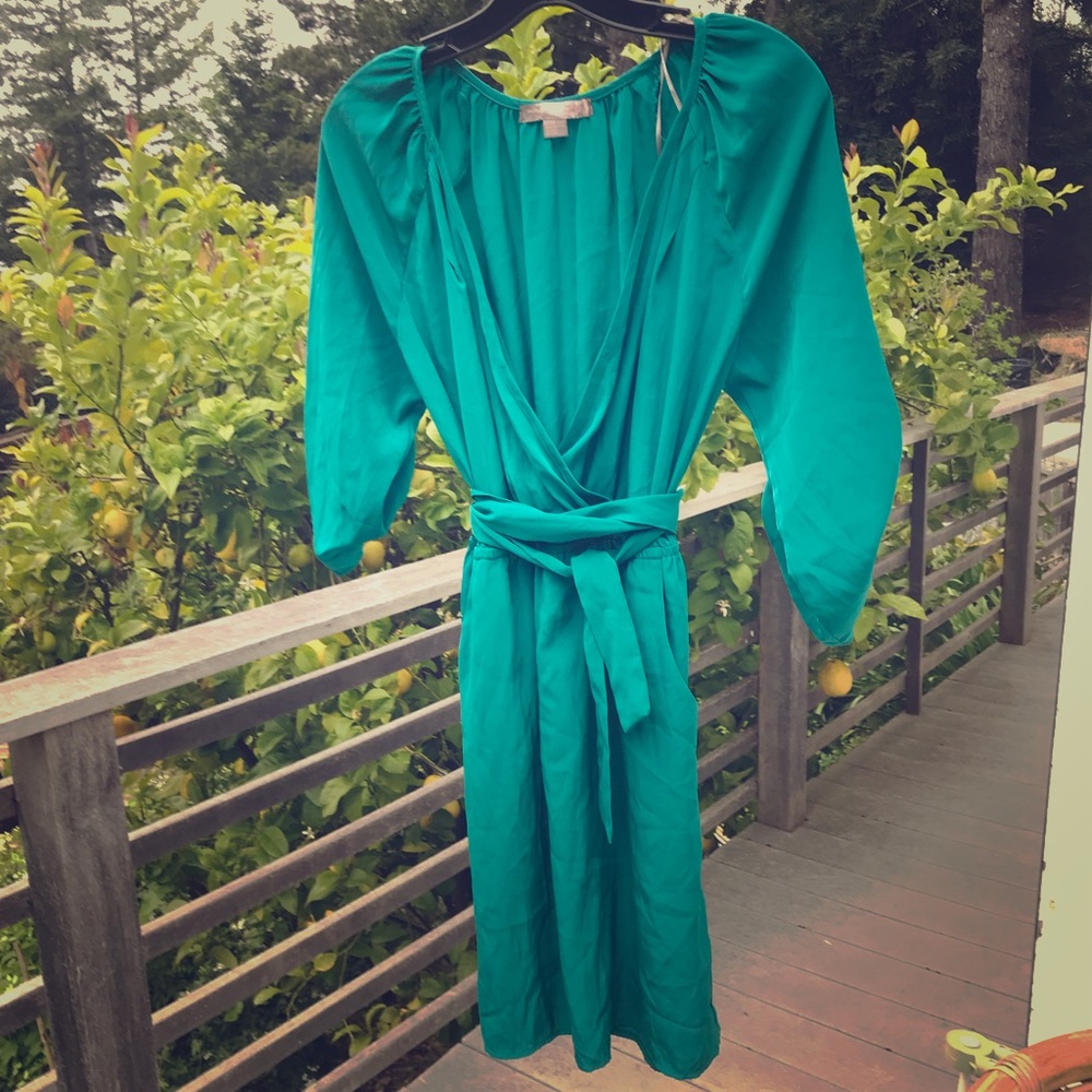 Love 21 teal 3quarter length faux wrap dress.
